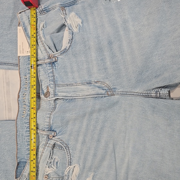 American Eagle Outfitters Light Blue Low- Rise Skater Jeans - Picture 5 of 9